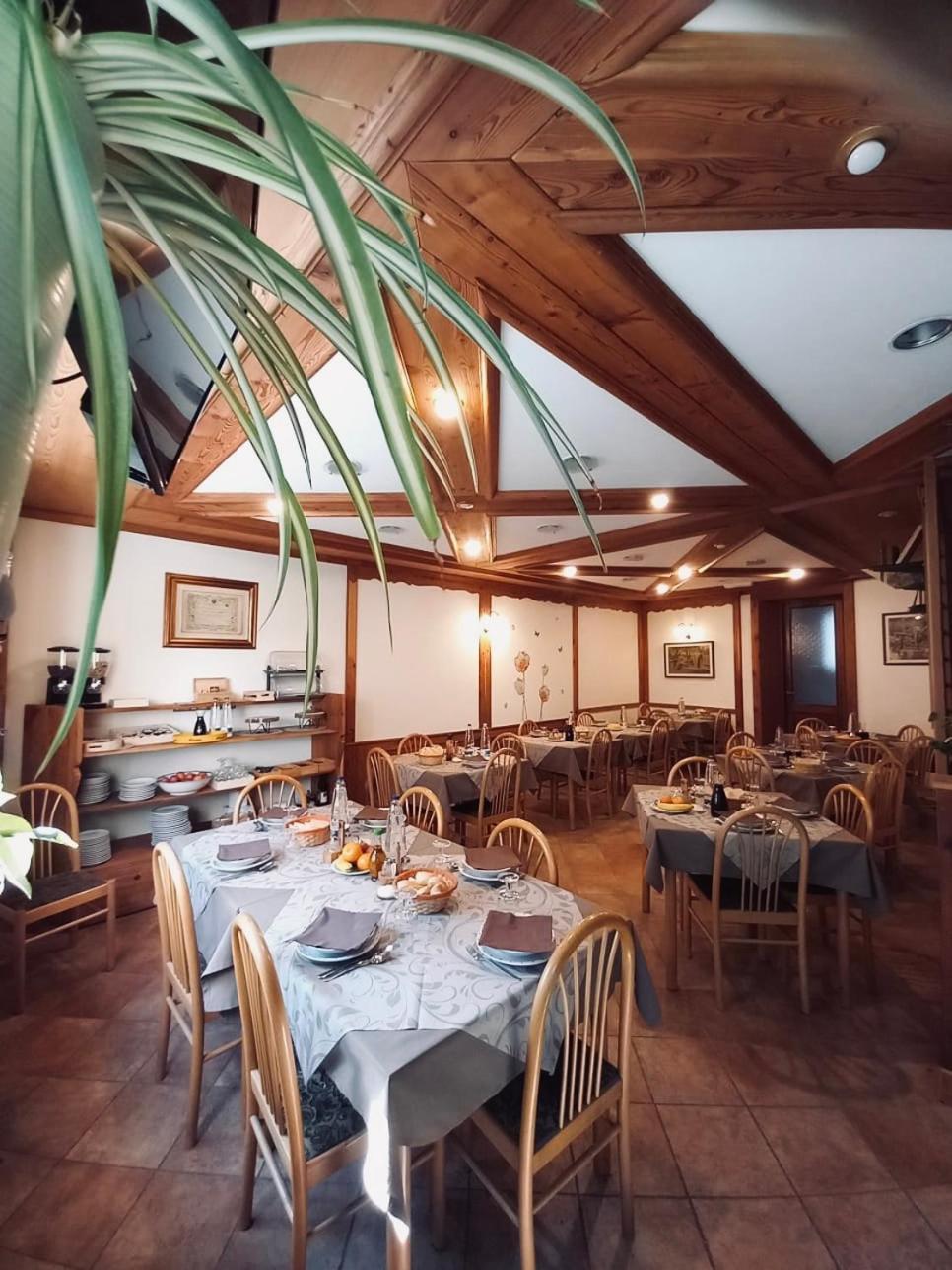Locanda Monte Cervino Antey-Saint-Andre Exterior photo