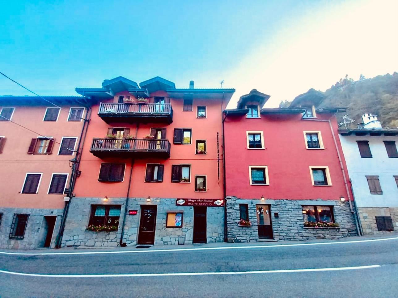 Locanda Monte Cervino Antey-Saint-Andre Exterior photo